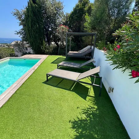 Rdc De Avec Piscine Holiday home Cavalaire-sur-Mer